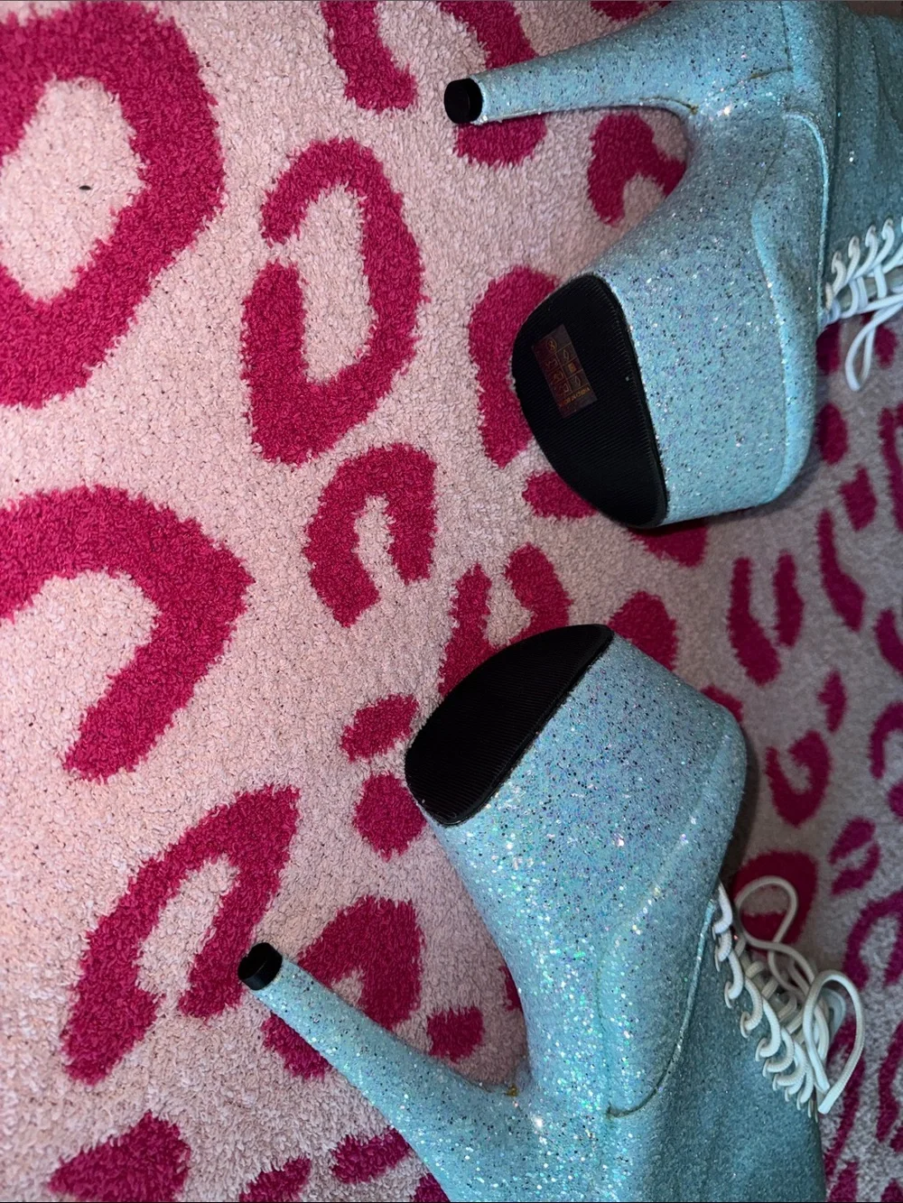 Pleaser sparkling light